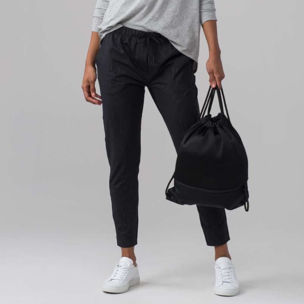 Lululemon Jet Crop Slim Trousers